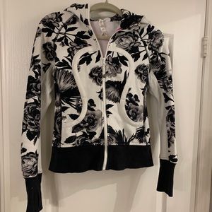 Lululemon Hoodie Size 4